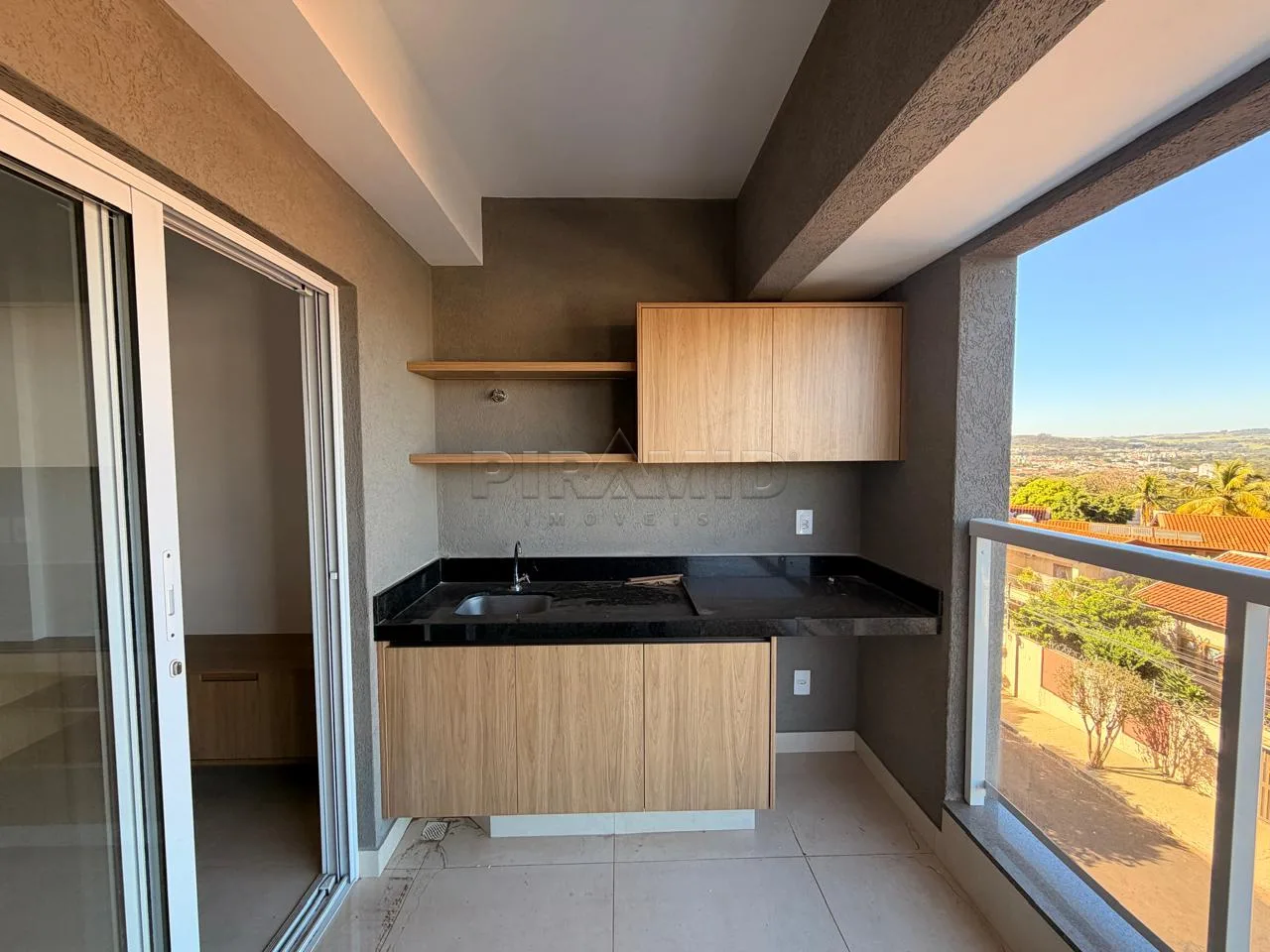 Alugar Apartamento / Padr&atilde;o em Ribeir&atilde;o Preto R$ 3.500,00 - Foto 3