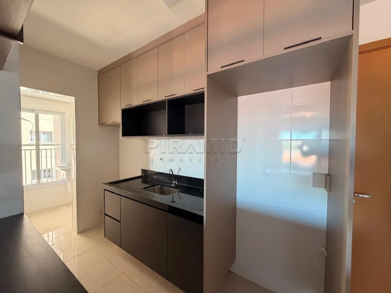 Alugar Apartamento / Padr&atilde;o em Ribeir&atilde;o Preto R$ 3.500,00 - Foto 13