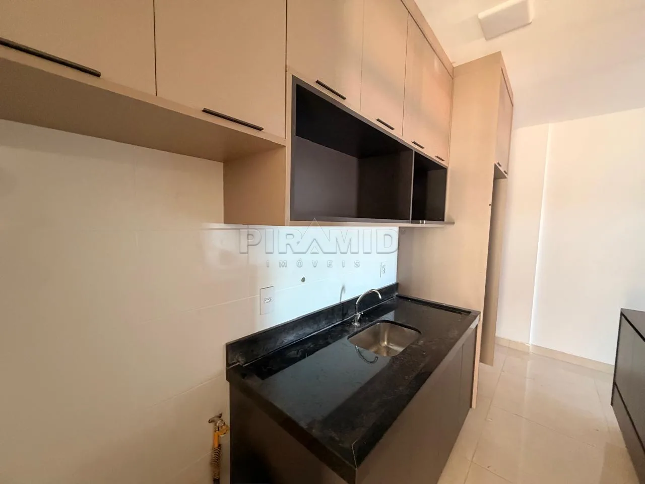 Alugar Apartamento / Padr&atilde;o em Ribeir&atilde;o Preto R$ 3.500,00 - Foto 14