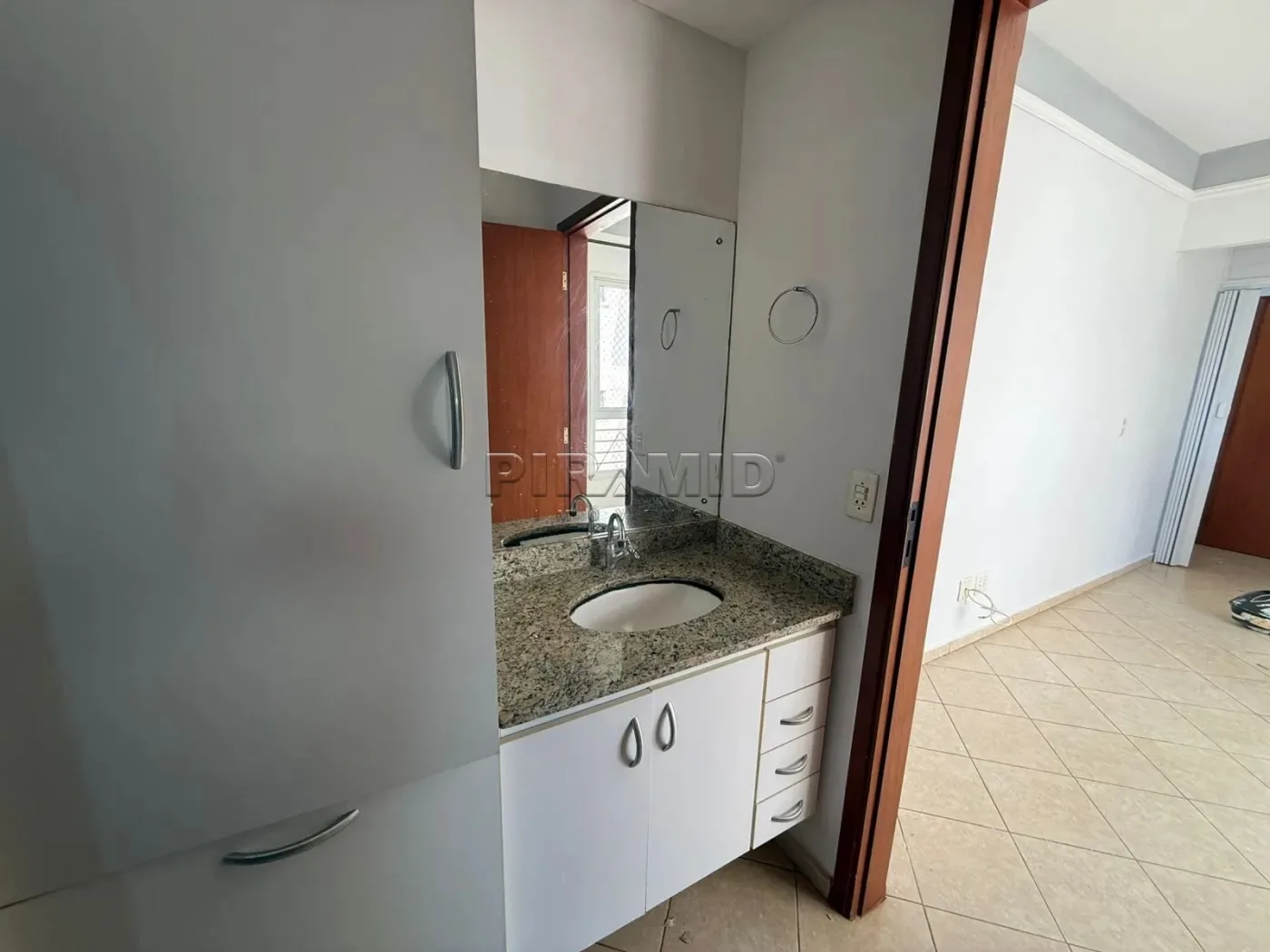 Alugar Apartamento / Padr&atilde;o em Ribeir&atilde;o Preto R$ 1.500,00 - Foto 5