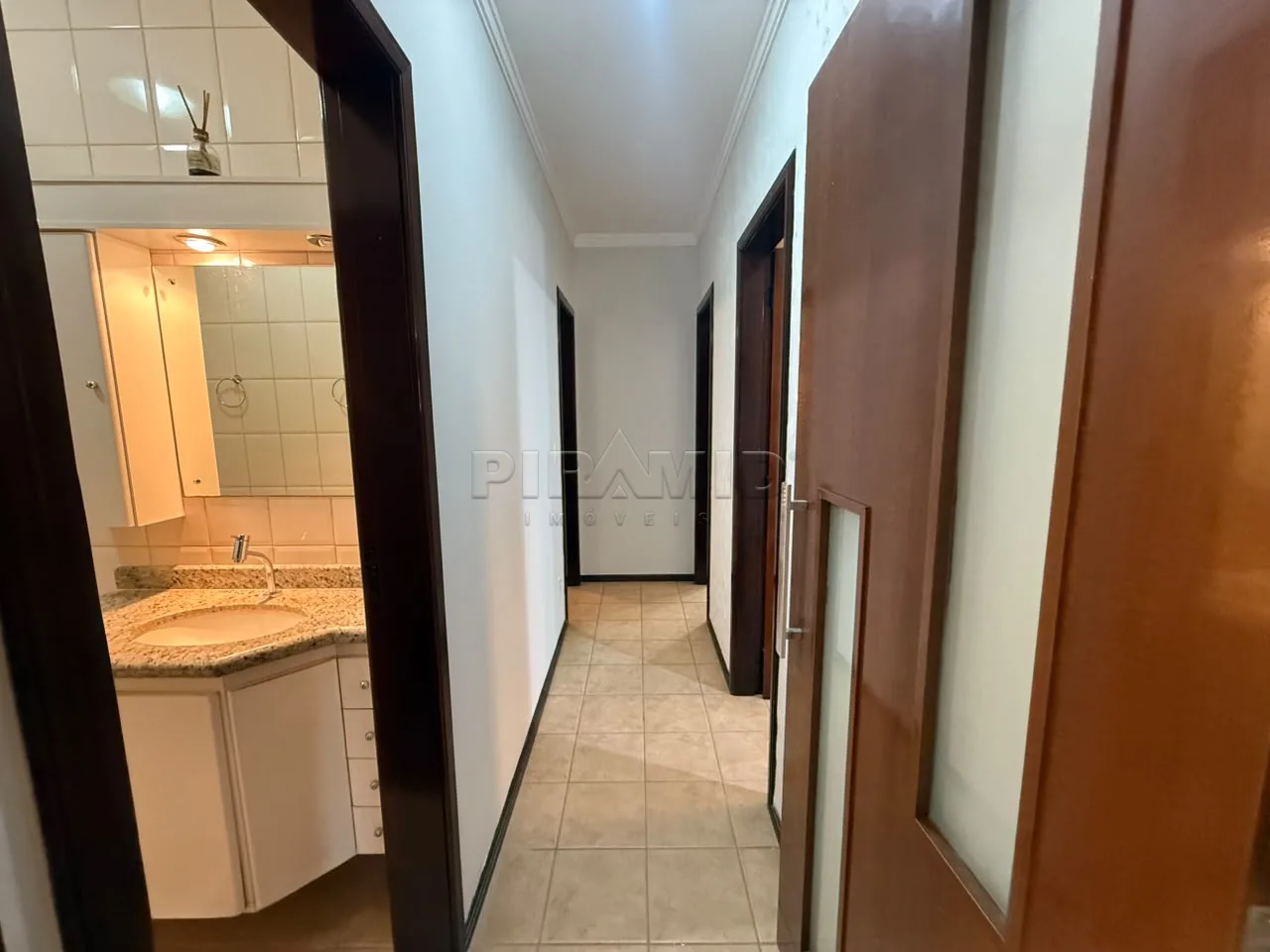 Alugar Casa / Condom&iacute;nio em Ribeir&atilde;o Preto R$ 4.500,00 - Foto 3