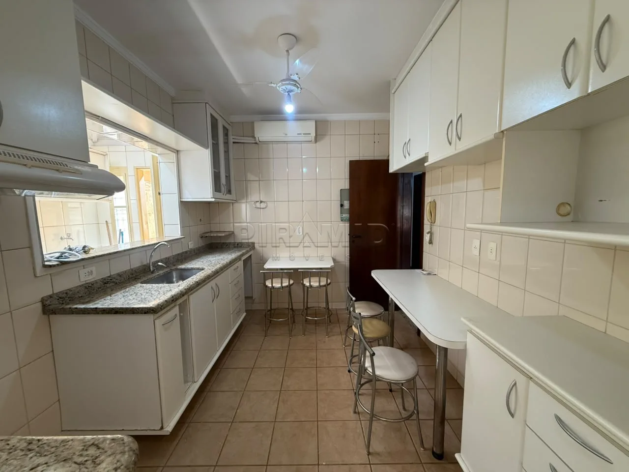 Alugar Casa / Condom&iacute;nio em Ribeir&atilde;o Preto R$ 4.500,00 - Foto 9