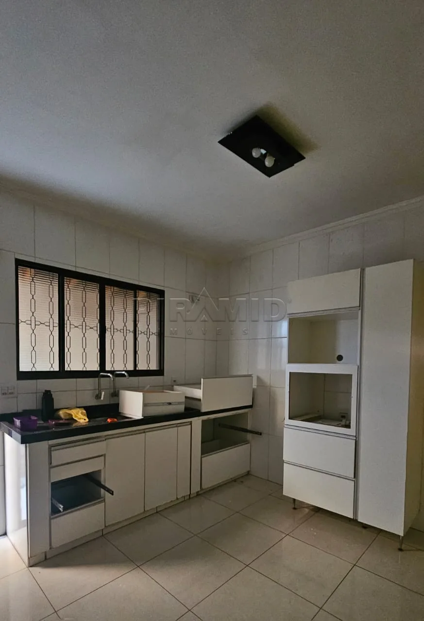 Alugar Casa / Padr&atilde;o em Ribeir&atilde;o Preto R$ 1.700,00 - Foto 3