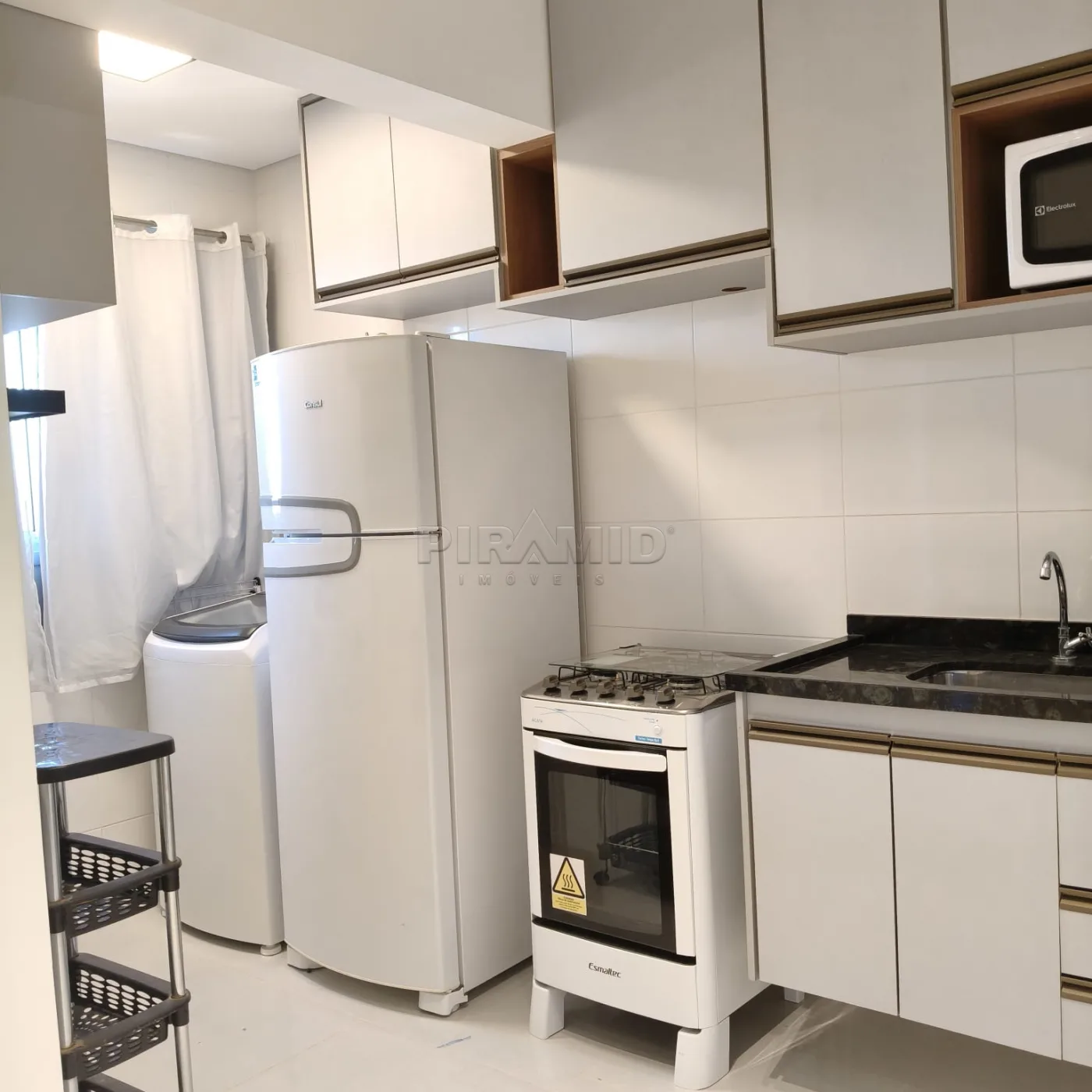 Alugar Apartamento / Kitchnet em Ribeir&atilde;o Preto R$ 2.500,00 - Foto 6