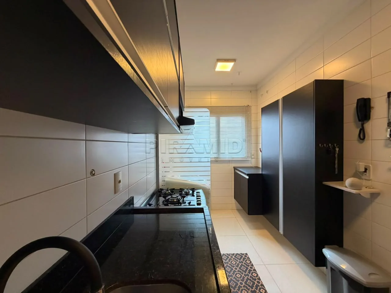 Alugar Apartamento / Padr&atilde;o em Ribeir&atilde;o Preto R$ 4.300,00 - Foto 12