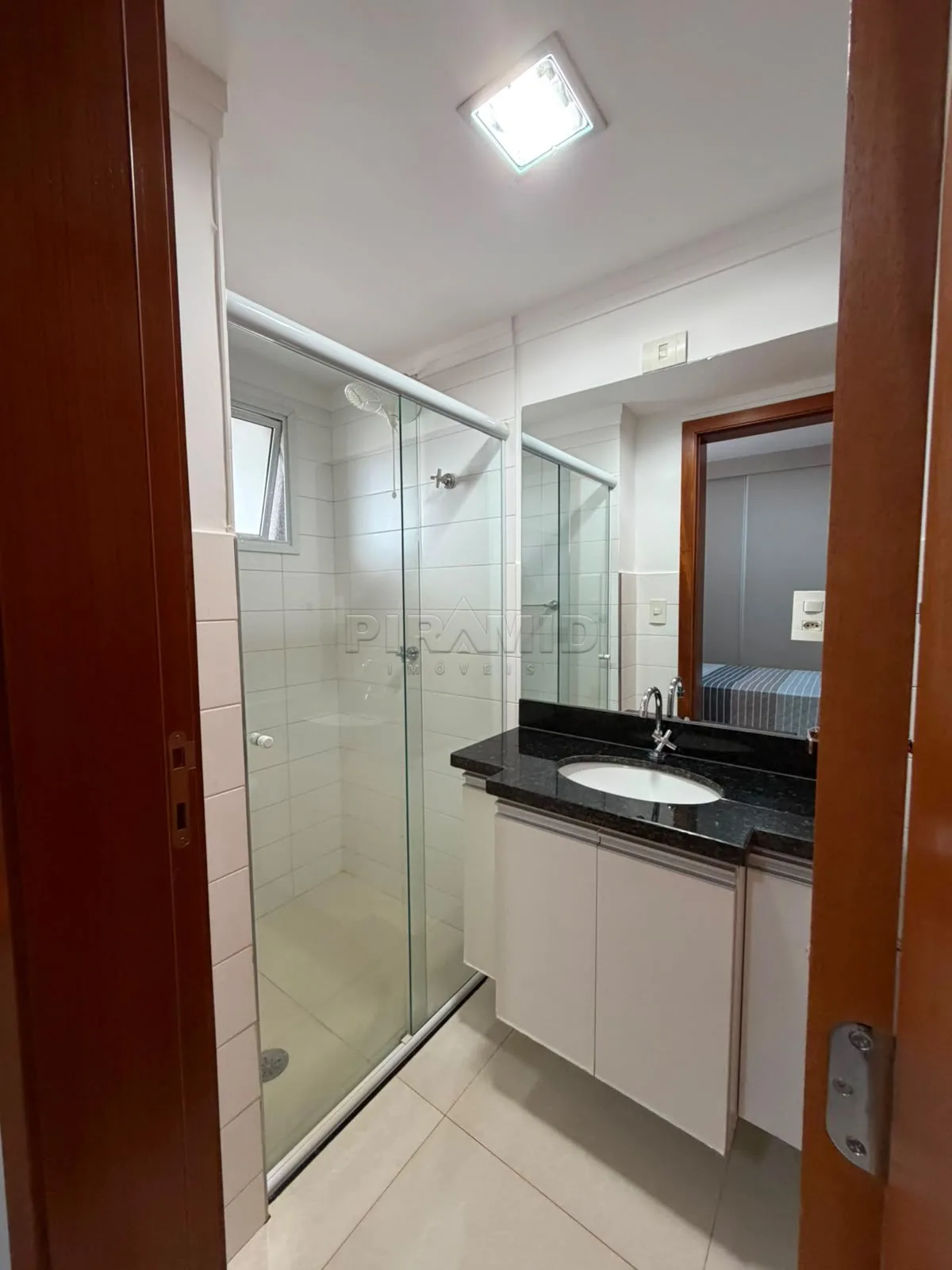 Alugar Apartamento / Padr&atilde;o em Ribeir&atilde;o Preto R$ 4.300,00 - Foto 16