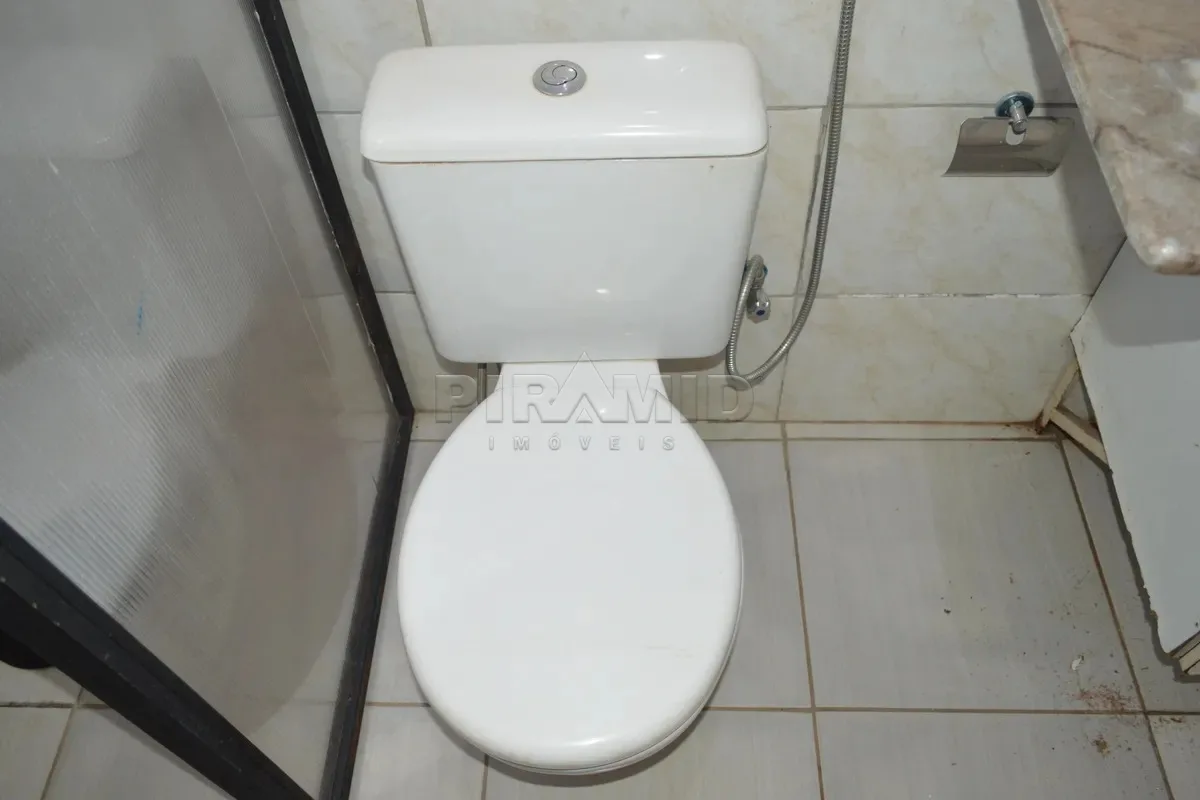 Alugar Casa / Padr&atilde;o em Ribeir&atilde;o Preto R$ 2.300,00 - Foto 14