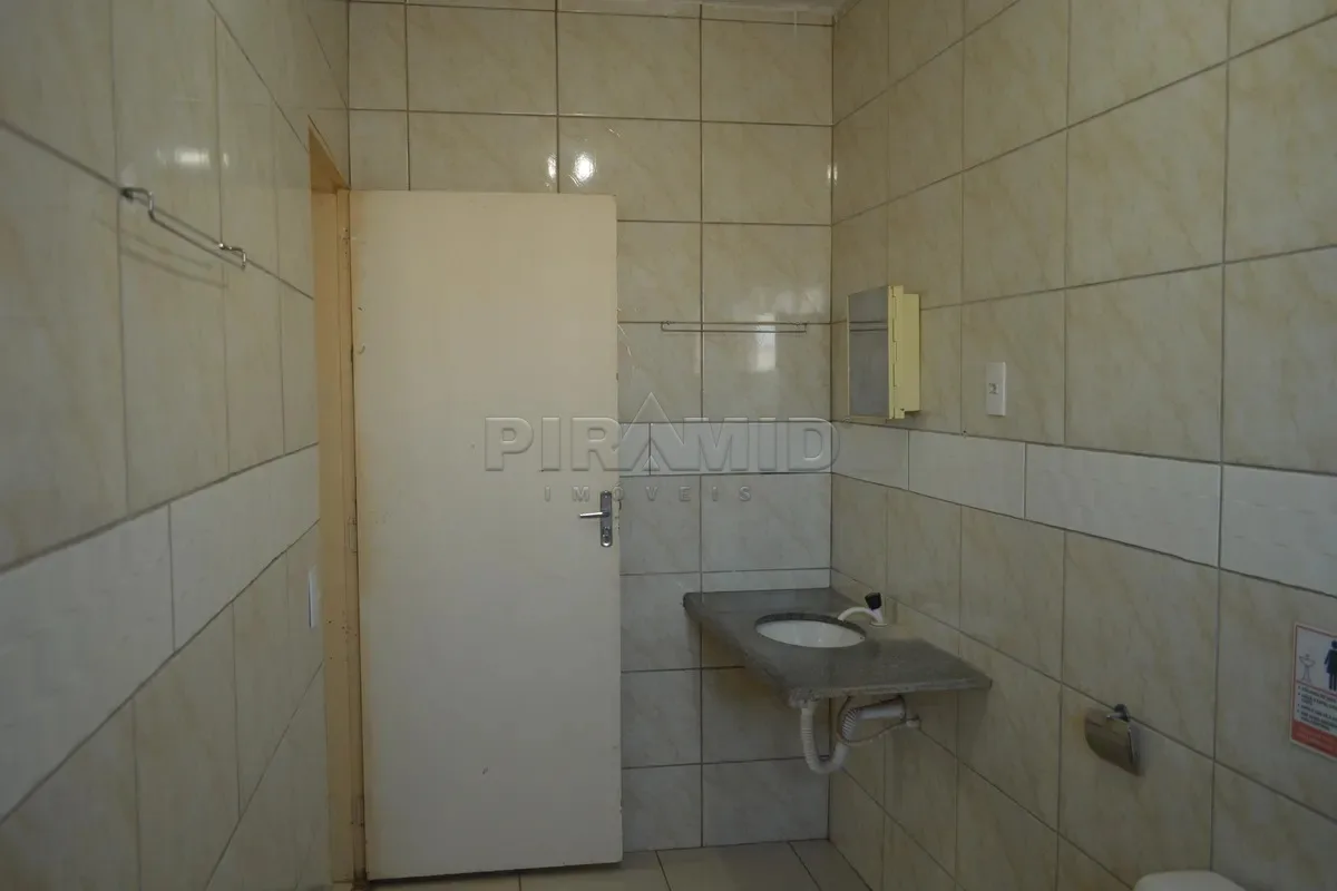 Alugar Casa / Padr&atilde;o em Ribeir&atilde;o Preto R$ 2.300,00 - Foto 16