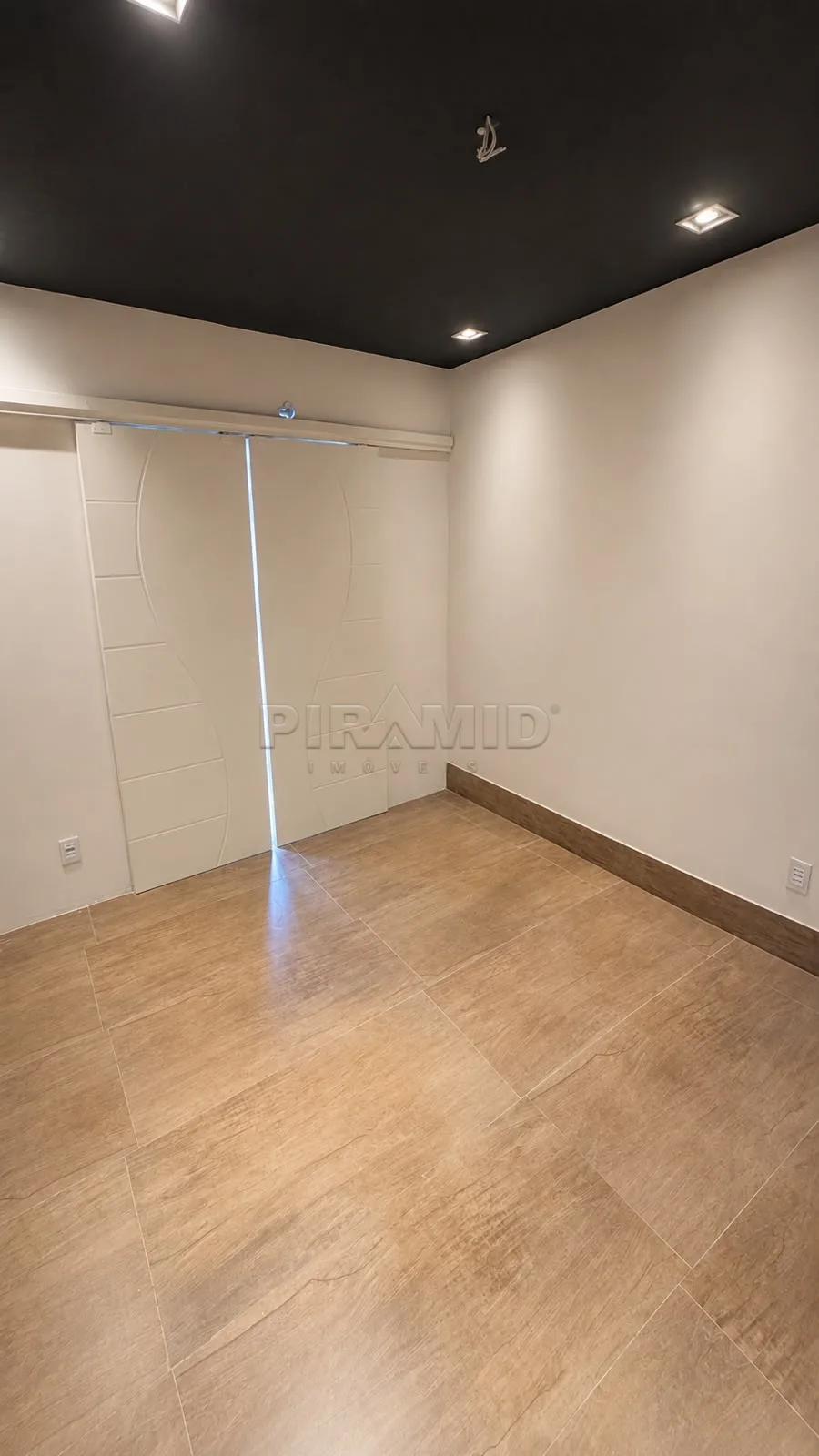Comprar Apartamento / Padr&atilde;o em Ribeir&atilde;o Preto R$ 250.000,00 - Foto 2