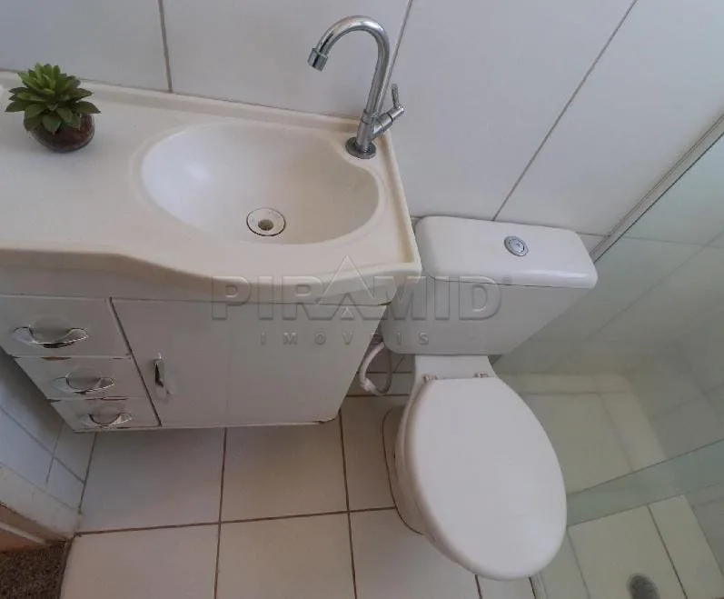 Alugar Apartamento / Padr&atilde;o em Ribeir&atilde;o Preto R$ 1.100,00 - Foto 8