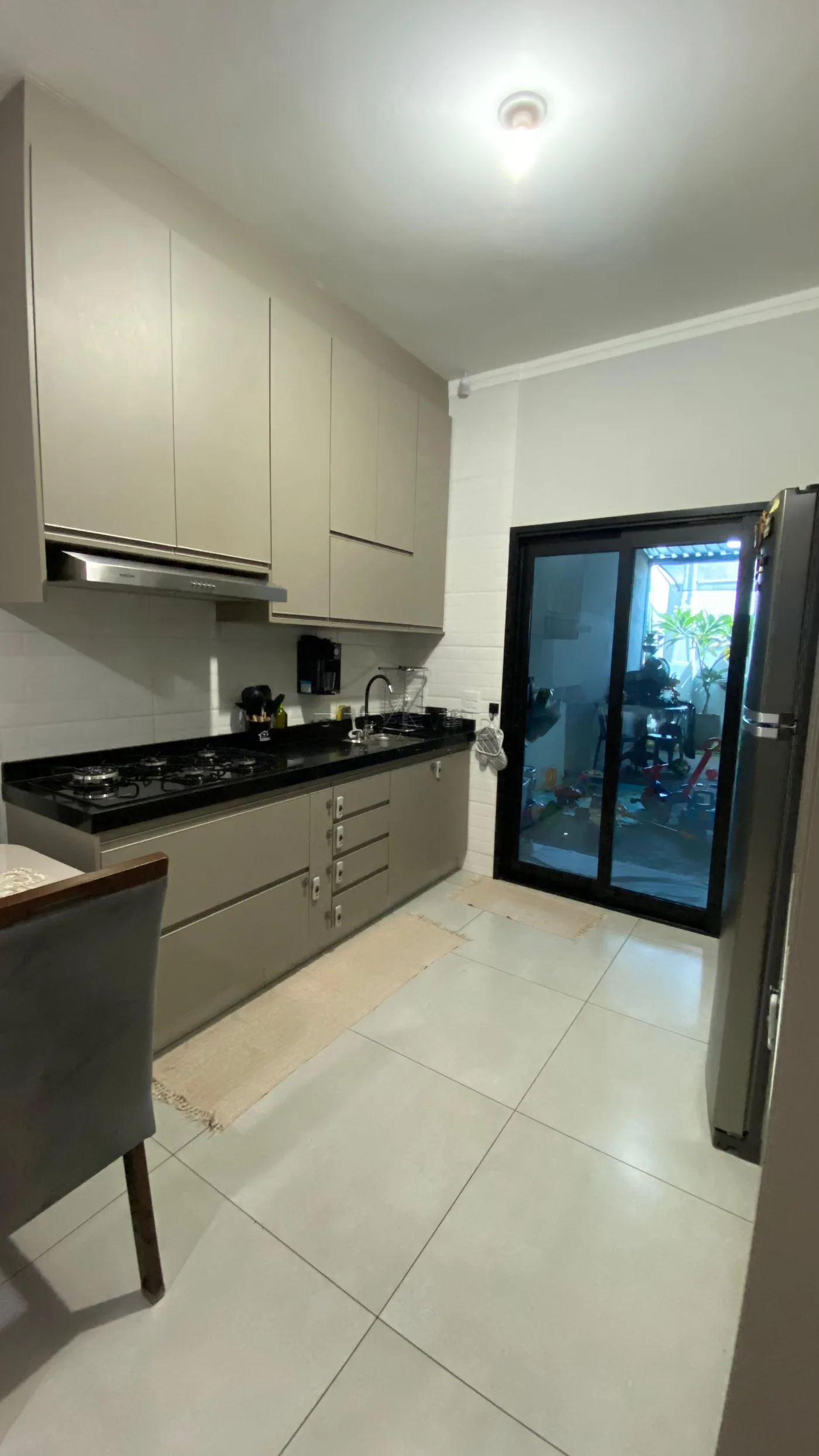 Comprar Casa / Padr&atilde;o em Ribeir&atilde;o Preto R$ 390.000,00 - Foto 2