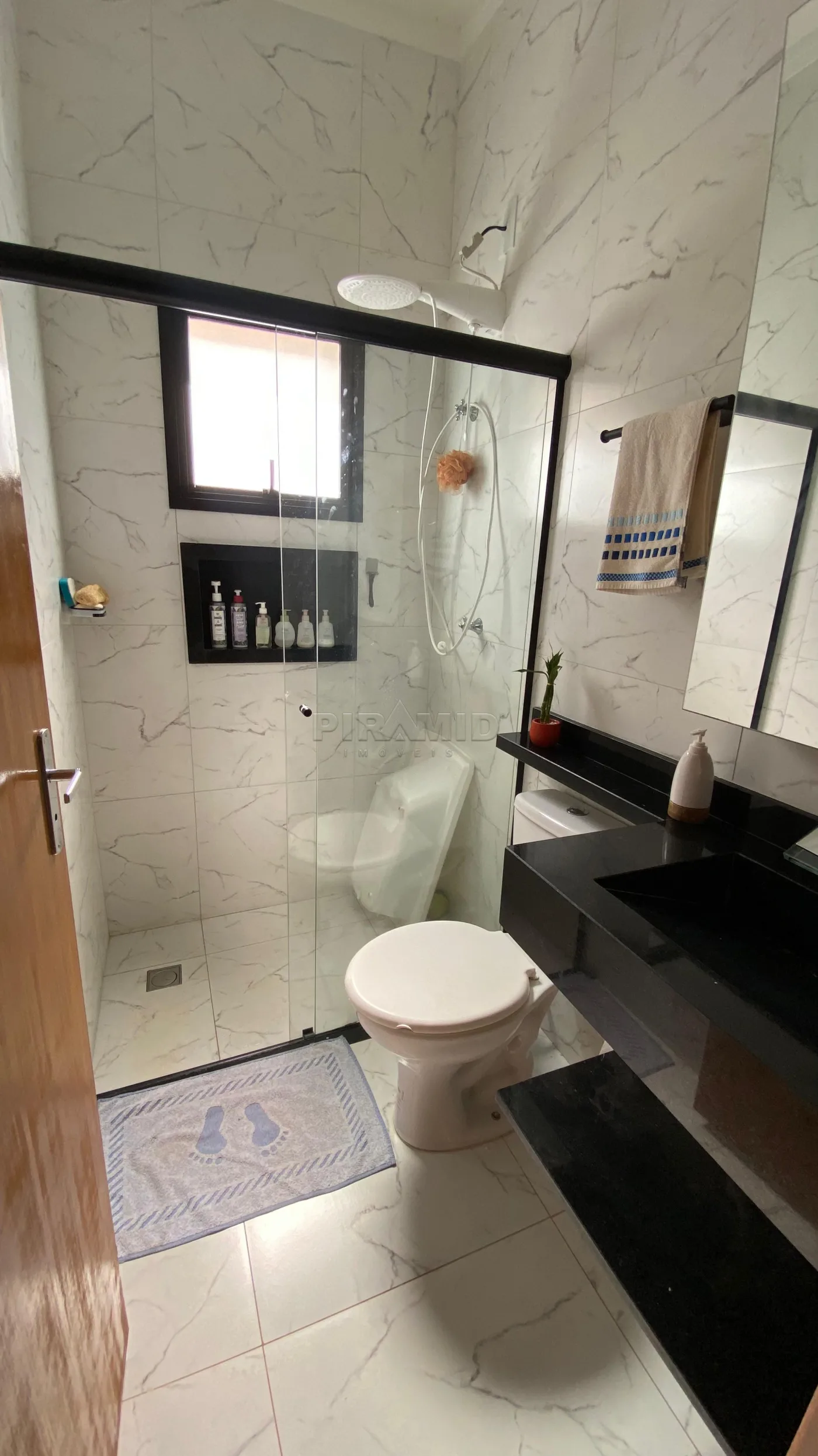 Comprar Casa / Padr&atilde;o em Ribeir&atilde;o Preto R$ 390.000,00 - Foto 17