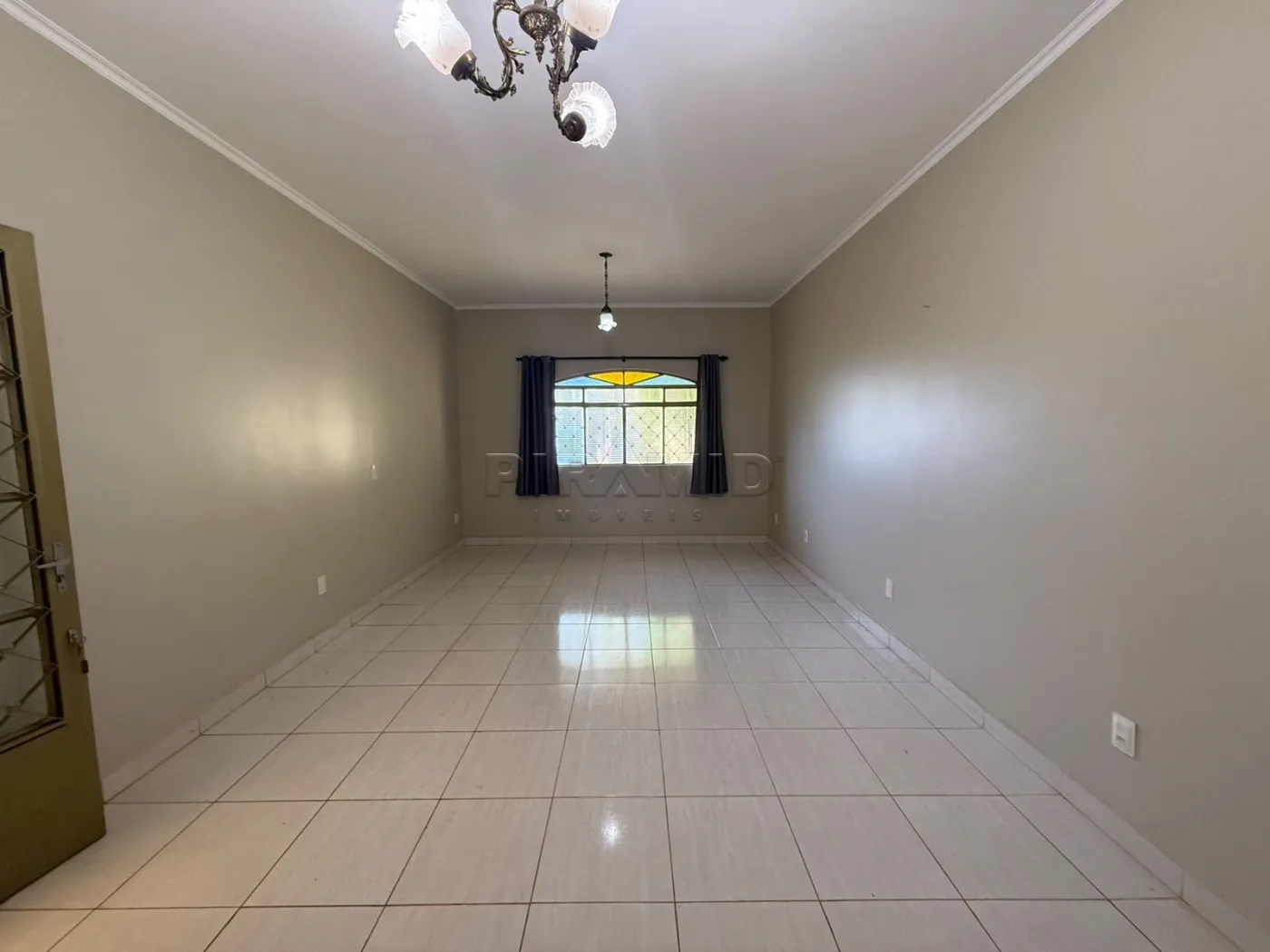 Alugar Casa / Padr&atilde;o em Ribeir&atilde;o Preto R$ 3.800,00 - Foto 5