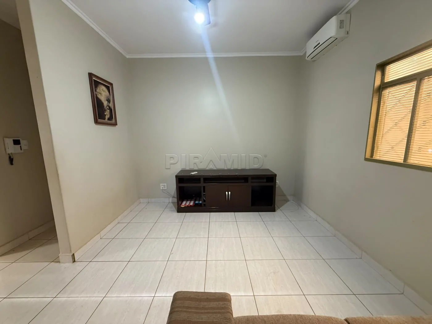 Alugar Casa / Padr&atilde;o em Ribeir&atilde;o Preto R$ 3.800,00 - Foto 9