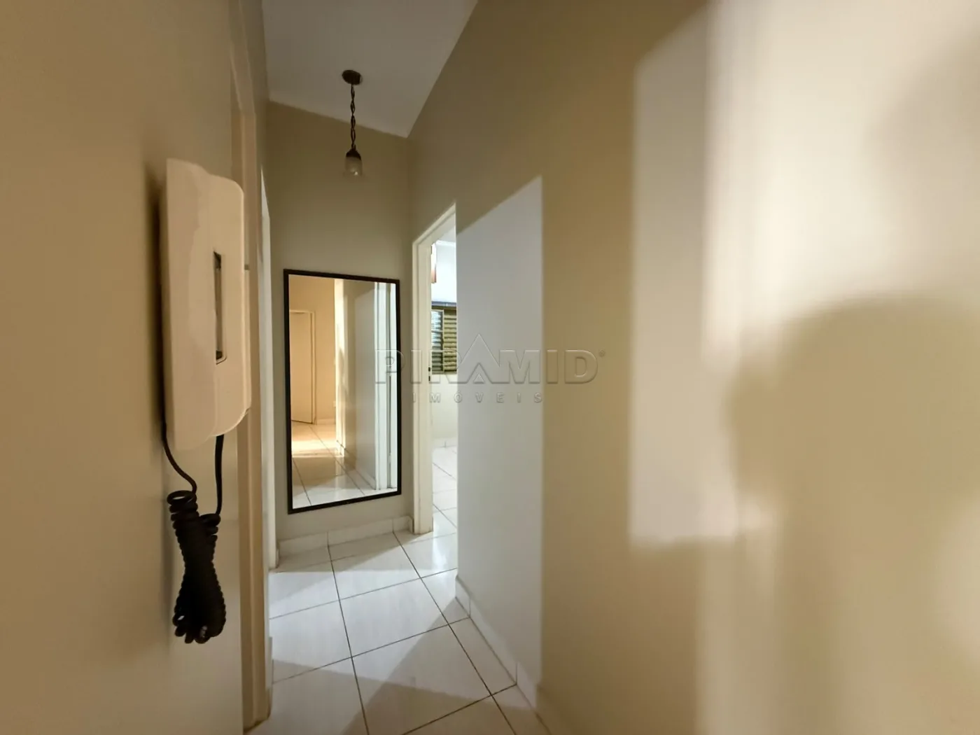 Alugar Casa / Padr&atilde;o em Ribeir&atilde;o Preto R$ 3.800,00 - Foto 17