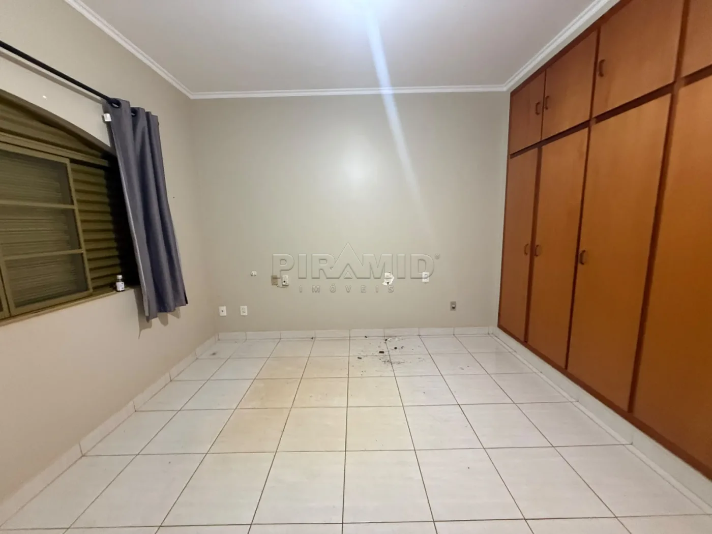 Alugar Casa / Padr&atilde;o em Ribeir&atilde;o Preto R$ 3.800,00 - Foto 24