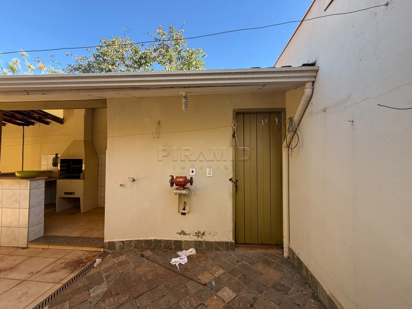 Alugar Casa / Padr&atilde;o em Ribeir&atilde;o Preto R$ 3.800,00 - Foto 31