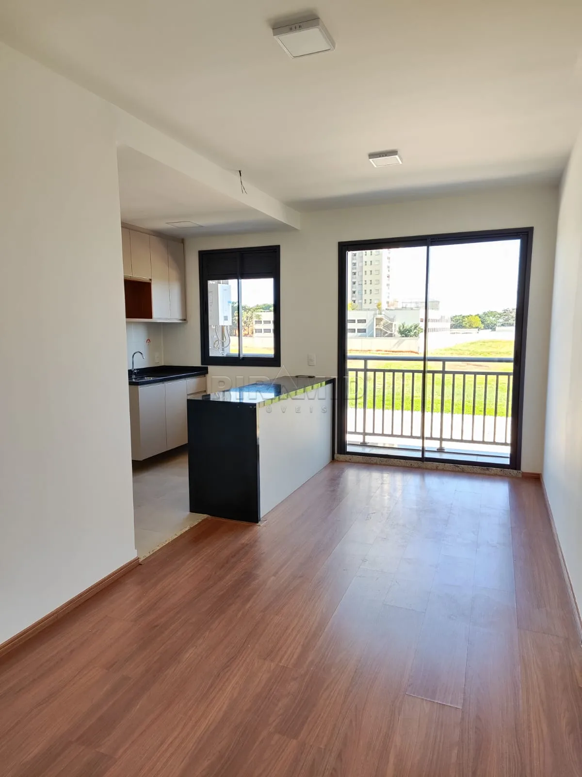 Alugar Apartamento / Padr&atilde;o em Ribeir&atilde;o Preto R$ 2.700,00 - Foto 1