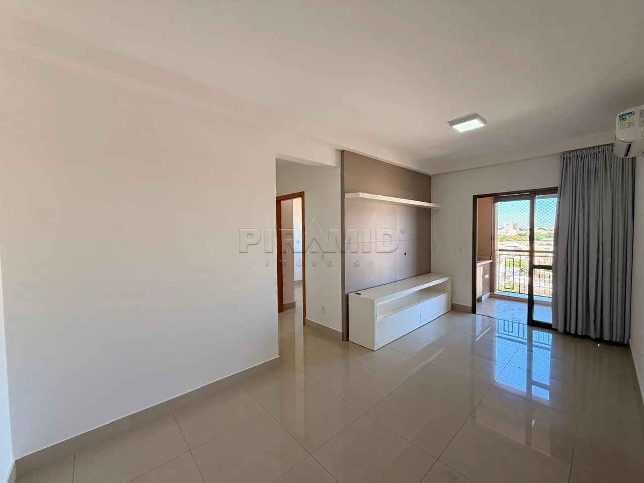 Alugar Apartamento / Padr&atilde;o em Ribeir&atilde;o Preto R$ 3.800,00 - Foto 1
