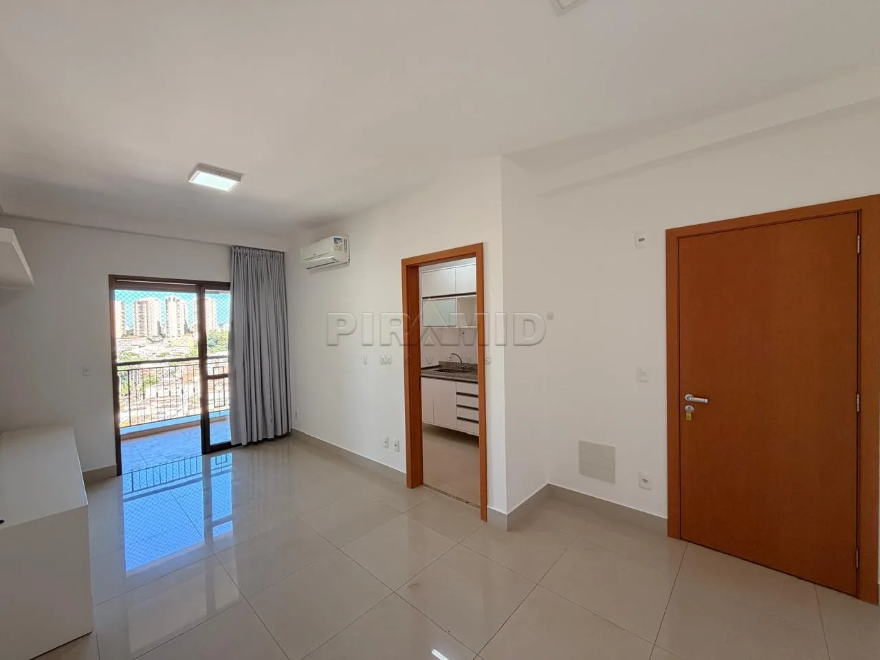 Alugar Apartamento / Padr&atilde;o em Ribeir&atilde;o Preto R$ 3.800,00 - Foto 3
