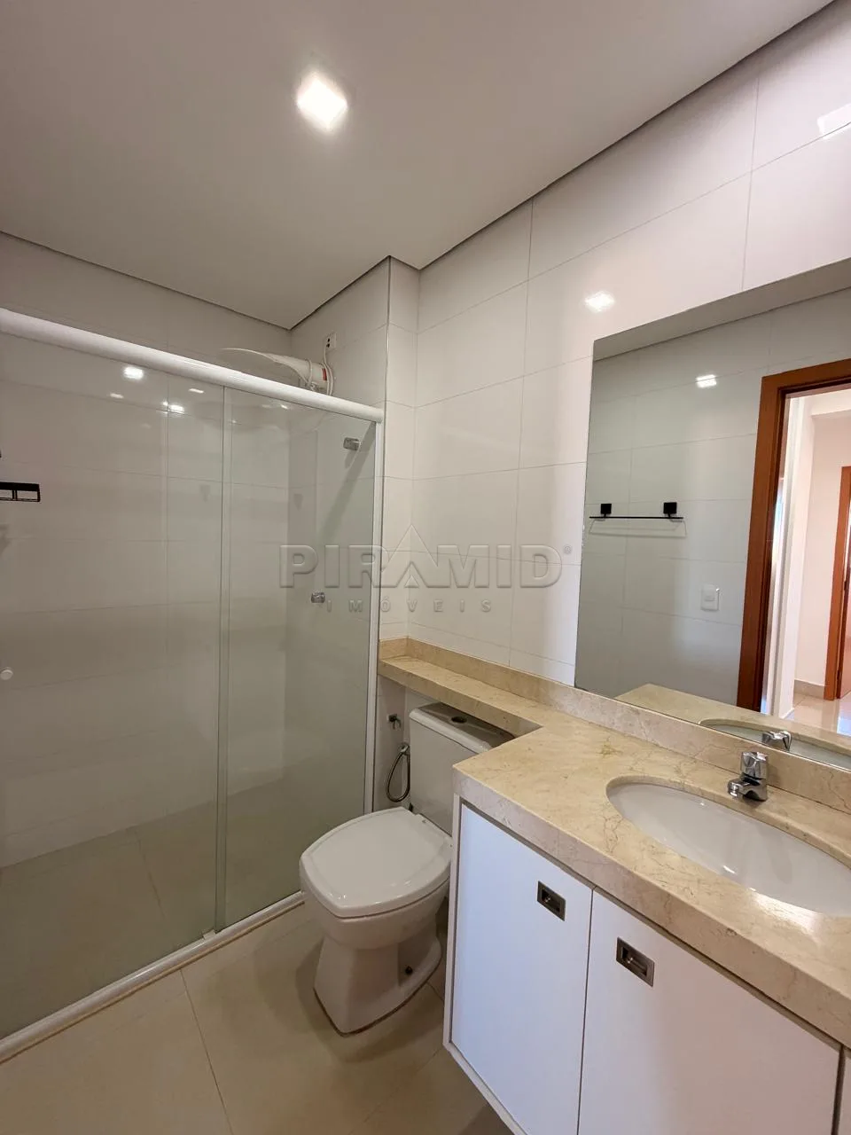 Alugar Apartamento / Padr&atilde;o em Ribeir&atilde;o Preto R$ 3.800,00 - Foto 14