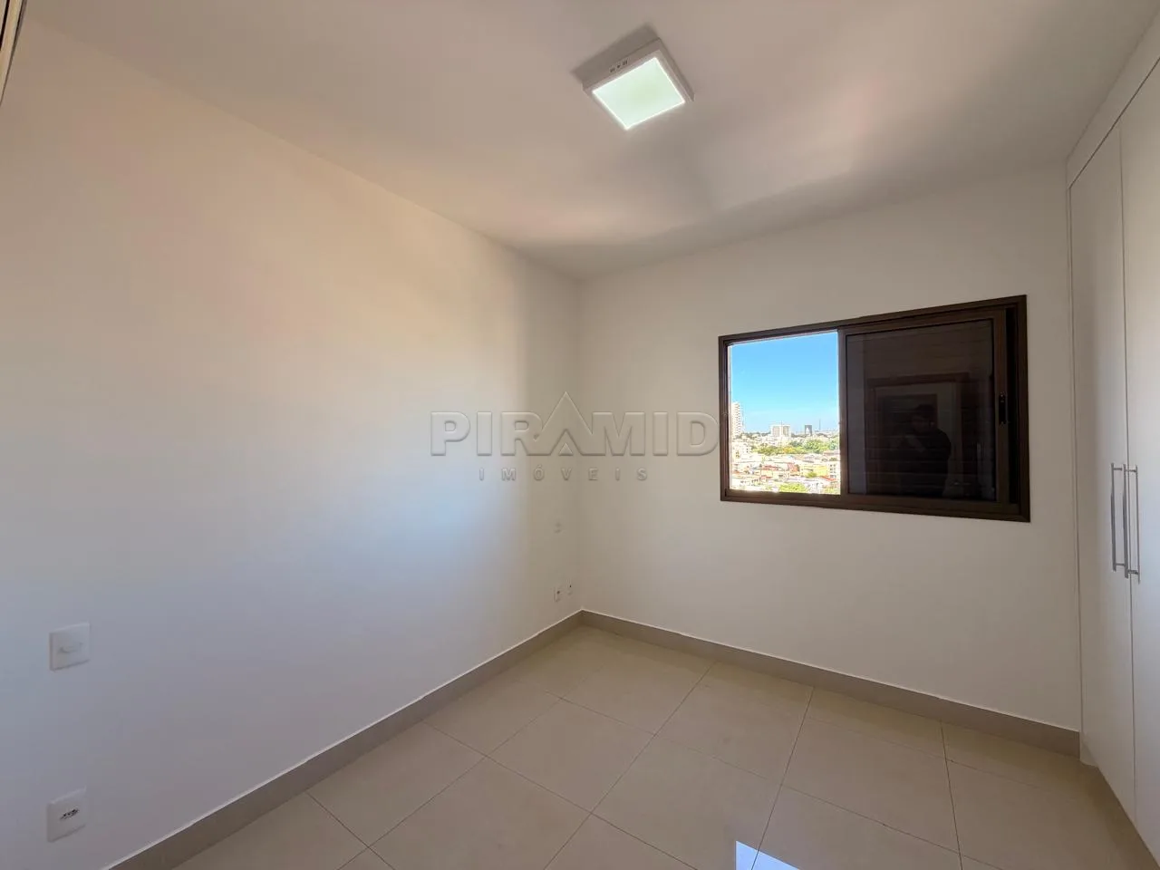 Alugar Apartamento / Padr&atilde;o em Ribeir&atilde;o Preto R$ 3.800,00 - Foto 18