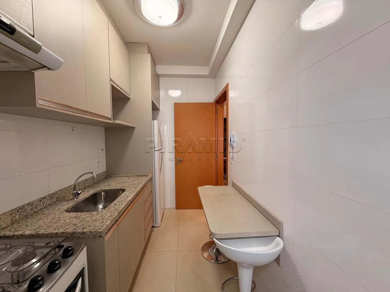 Alugar Apartamento / Padr&atilde;o em Ribeir&atilde;o Preto R$ 4.000,00 - Foto 10