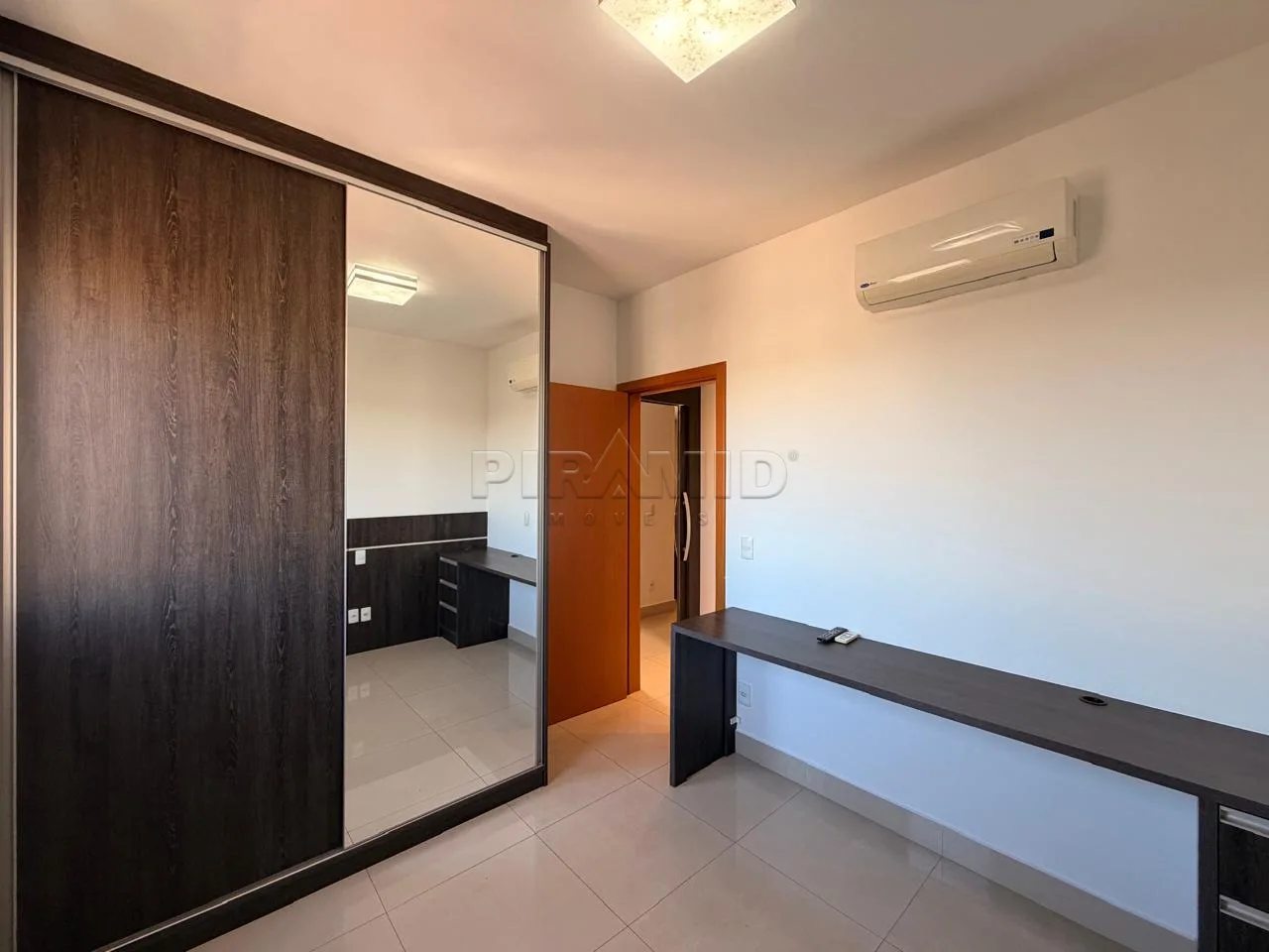 Alugar Apartamento / Padr&atilde;o em Ribeir&atilde;o Preto R$ 4.000,00 - Foto 16