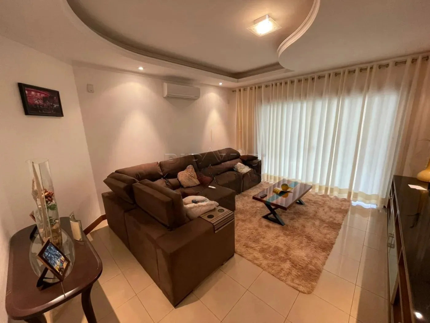 Alugar Casa / Padr&atilde;o em Ribeir&atilde;o Preto R$ 18.000,00 - Foto 2