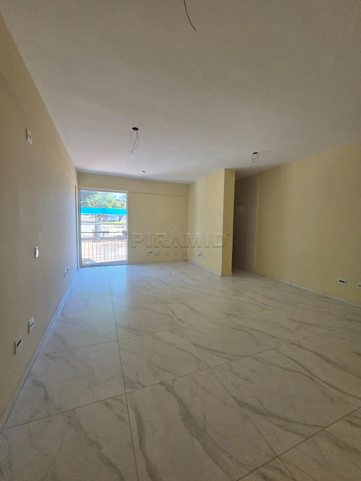 Comprar Comercial / Sala em Ribeir&atilde;o Preto R$ 190.000,00 - Foto 1