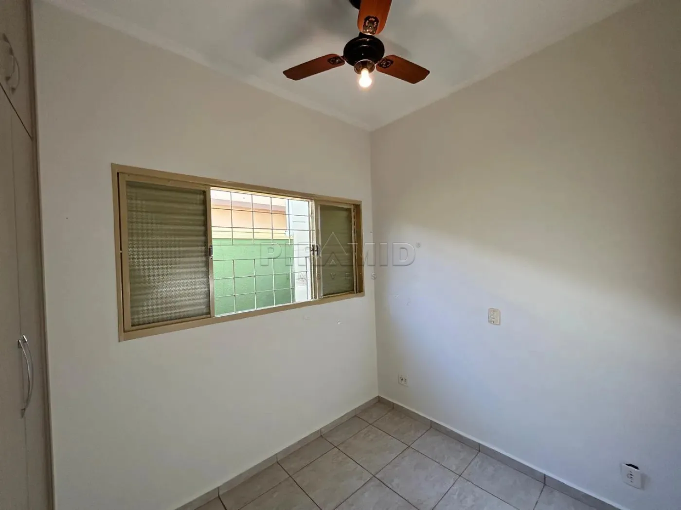 Alugar Casa / Padr&atilde;o em Ribeir&atilde;o Preto R$ 2.400,00 - Foto 5