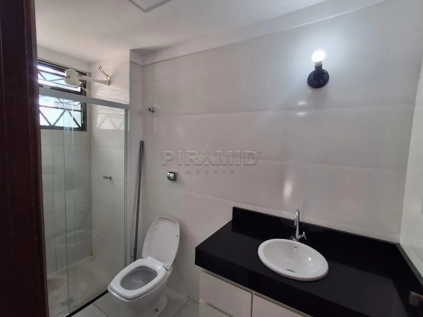 Alugar Apartamento / Padr&atilde;o em Ribeir&atilde;o Preto R$ 1.300,00 - Foto 19