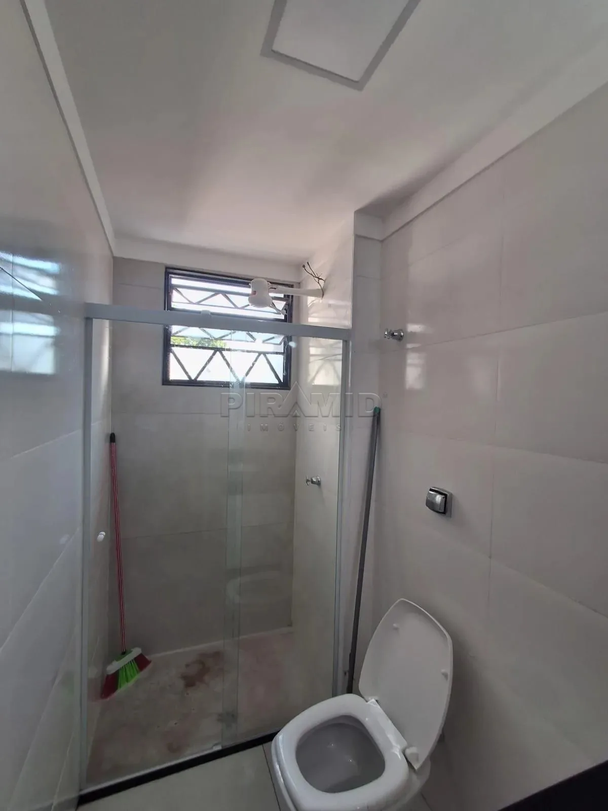 Alugar Apartamento / Padr&atilde;o em Ribeir&atilde;o Preto R$ 1.300,00 - Foto 21