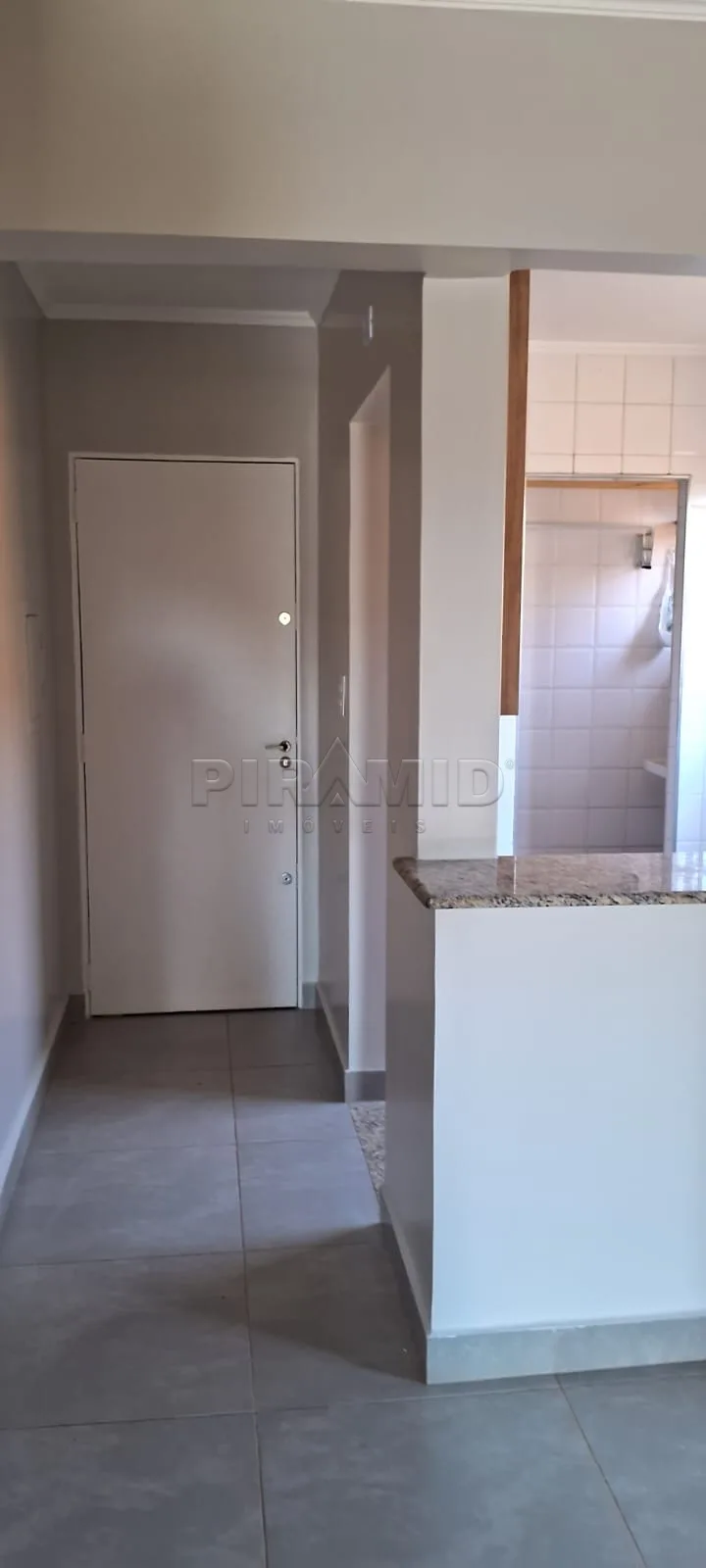 Alugar Apartamento / Padr&atilde;o em Ribeir&atilde;o Preto R$ 1.500,00 - Foto 3