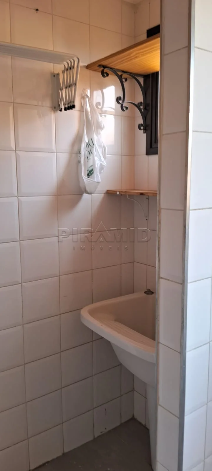 Alugar Apartamento / Padr&atilde;o em Ribeir&atilde;o Preto R$ 1.500,00 - Foto 8