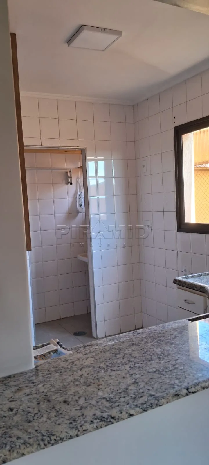 Alugar Apartamento / Padr&atilde;o em Ribeir&atilde;o Preto R$ 1.500,00 - Foto 10