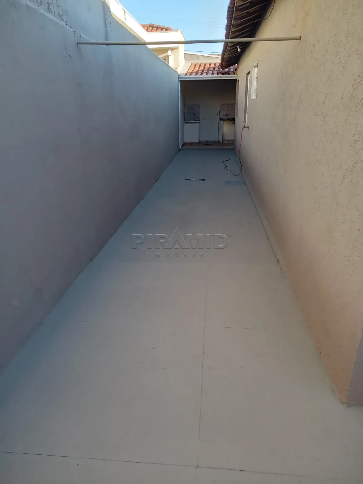 Alugar Casa / Padr&atilde;o em Ribeir&atilde;o Preto R$ 2.300,00 - Foto 3