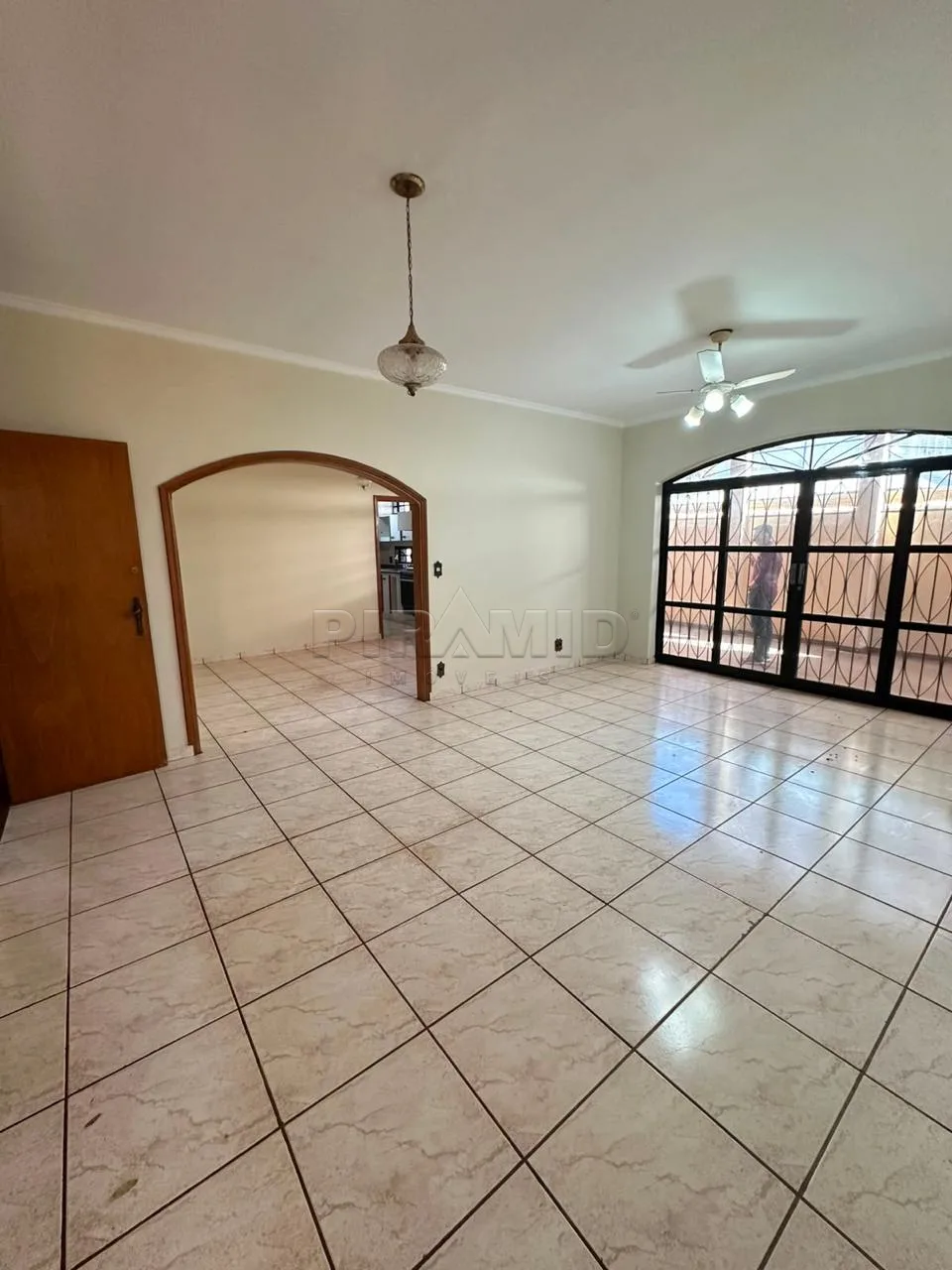 Comprar Casa / Padr&atilde;o em Ribeir&atilde;o Preto R$ 1.260.000,00 - Foto 3