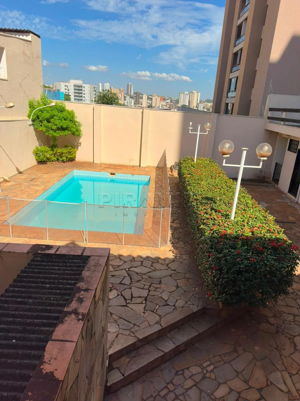 Comprar Casa / Padr&atilde;o em Ribeir&atilde;o Preto R$ 1.260.000,00 - Foto 22