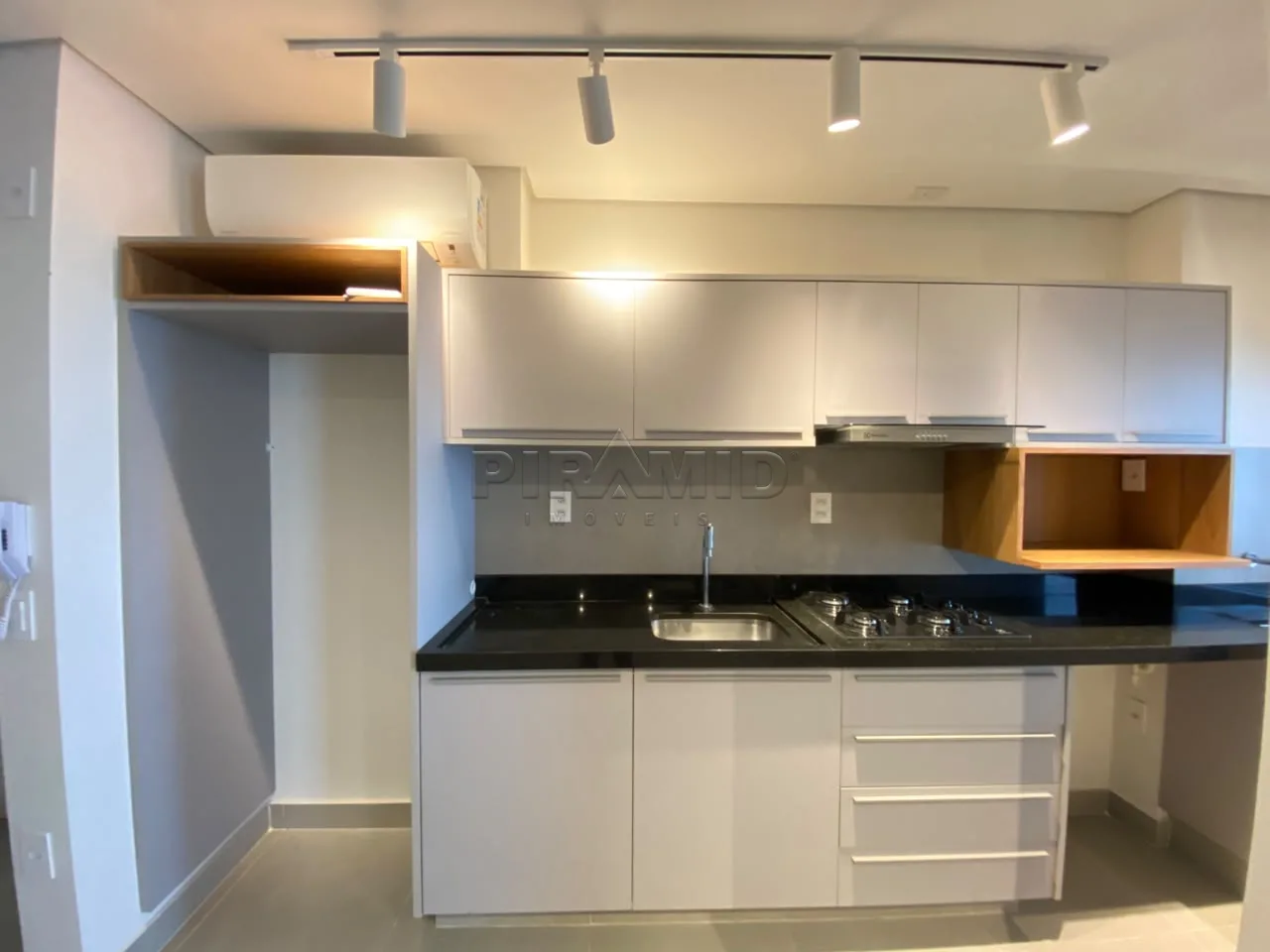 Alugar Apartamento / Padr&atilde;o em Ribeir&atilde;o Preto R$ 3.100,00 - Foto 5