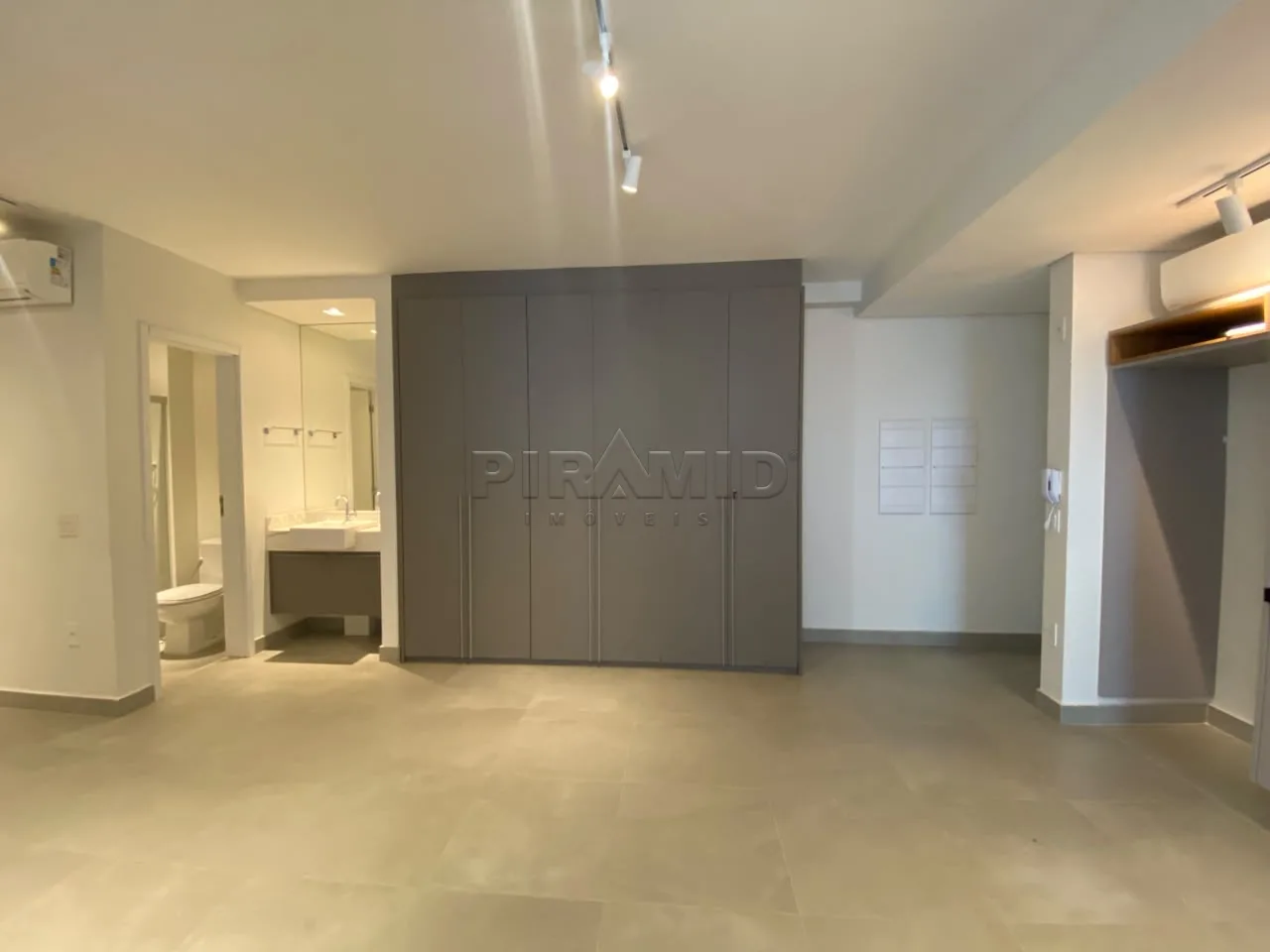 Alugar Apartamento / Padr&atilde;o em Ribeir&atilde;o Preto R$ 3.100,00 - Foto 7