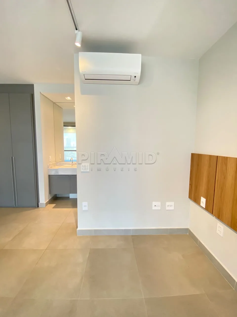 Alugar Apartamento / Padr&atilde;o em Ribeir&atilde;o Preto R$ 2.700,00 - Foto 7
