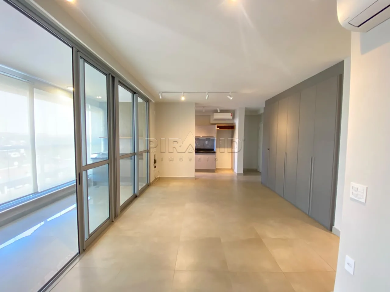 Alugar Apartamento / Padr&atilde;o em Ribeir&atilde;o Preto R$ 2.700,00 - Foto 11