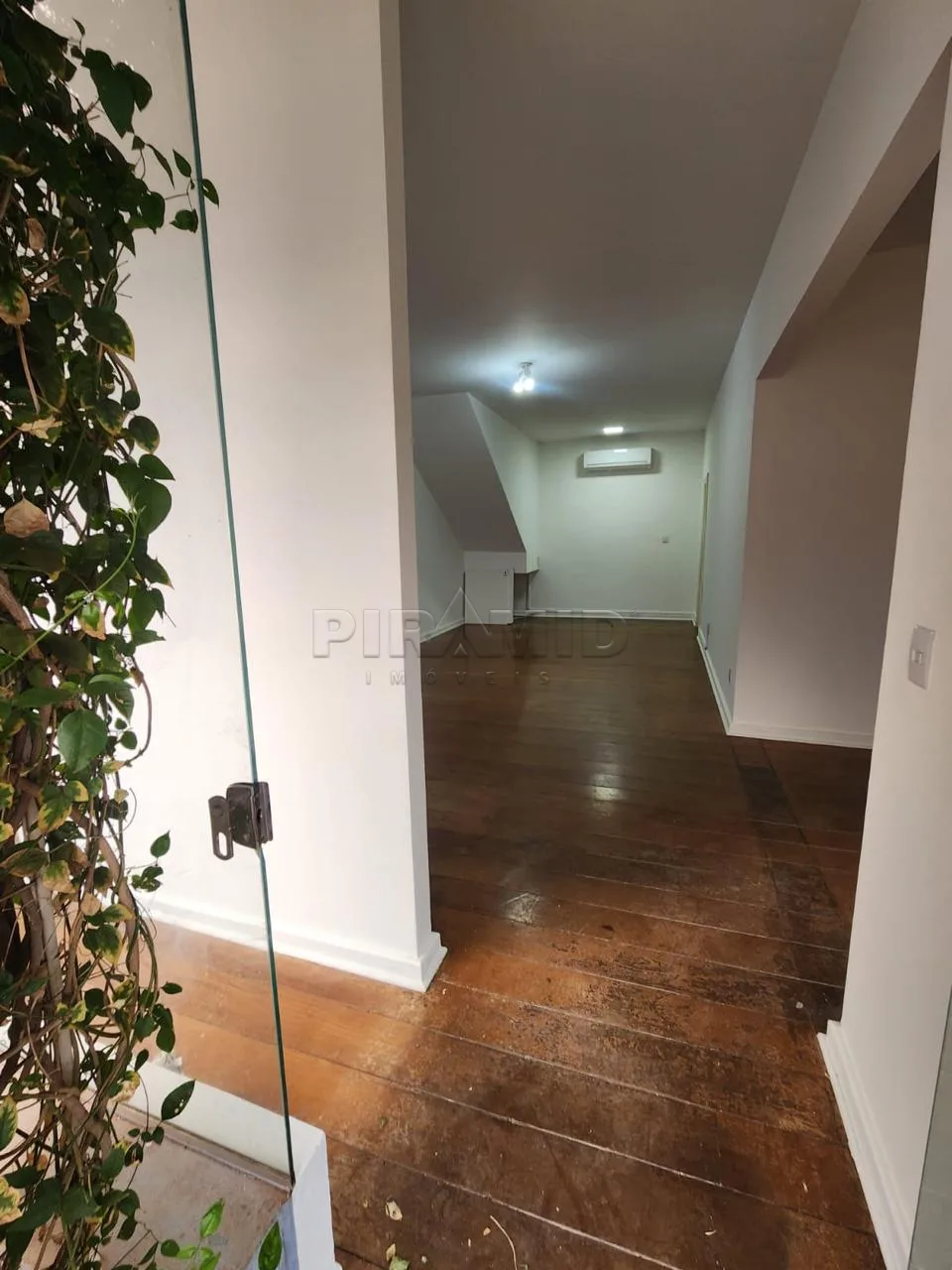 Alugar Comercial / Ponto Comercial em Ribeir&atilde;o Preto R$ 4.500,00 - Foto 1