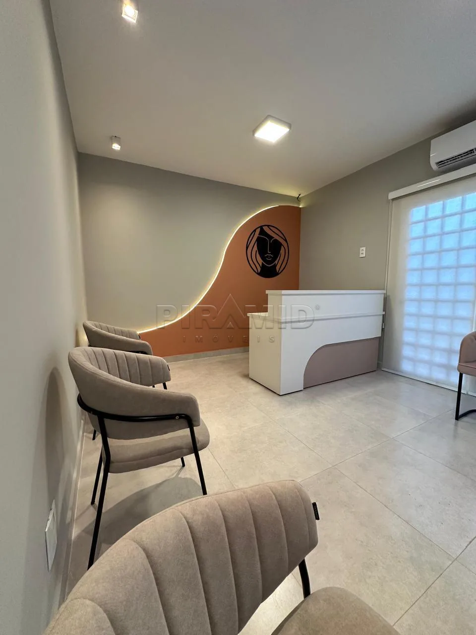 Alugar Comercial / Sal&atilde;o em Ribeir&atilde;o Preto R$ 6.900,00 - Foto 4