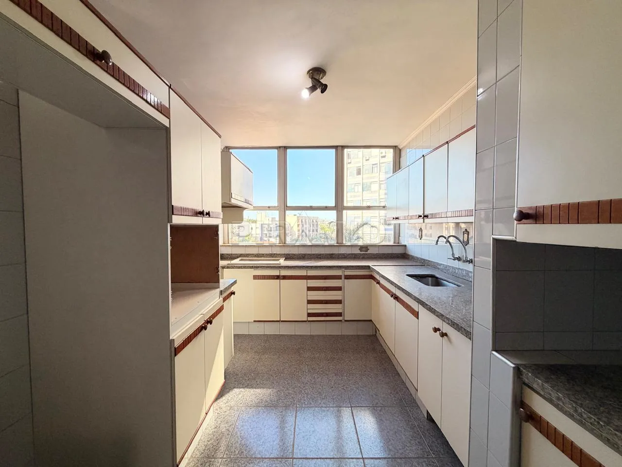 Alugar Apartamento / Padr&atilde;o em Ribeir&atilde;o Preto R$ 4.000,00 - Foto 24