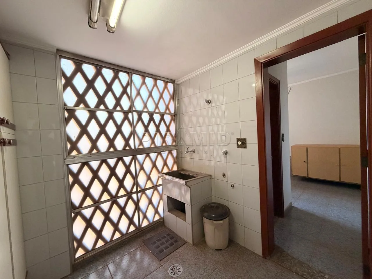 Alugar Apartamento / Padr&atilde;o em Ribeir&atilde;o Preto R$ 4.000,00 - Foto 31