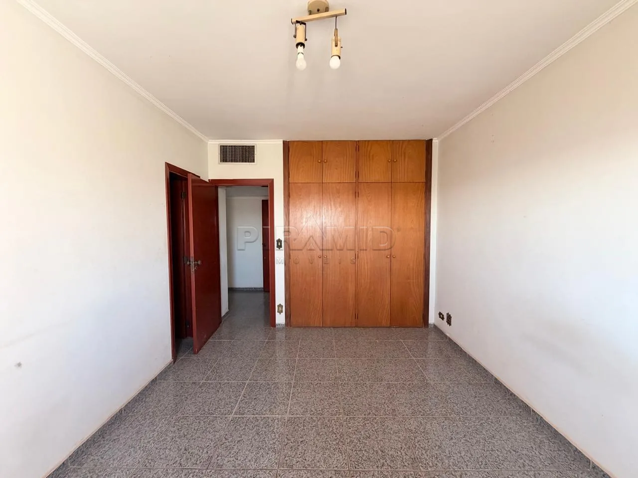 Alugar Apartamento / Padr&atilde;o em Ribeir&atilde;o Preto R$ 4.000,00 - Foto 36