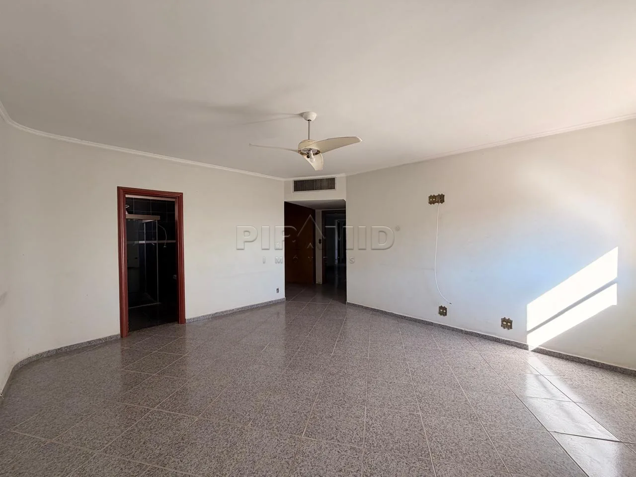 Alugar Apartamento / Padr&atilde;o em Ribeir&atilde;o Preto R$ 4.000,00 - Foto 50