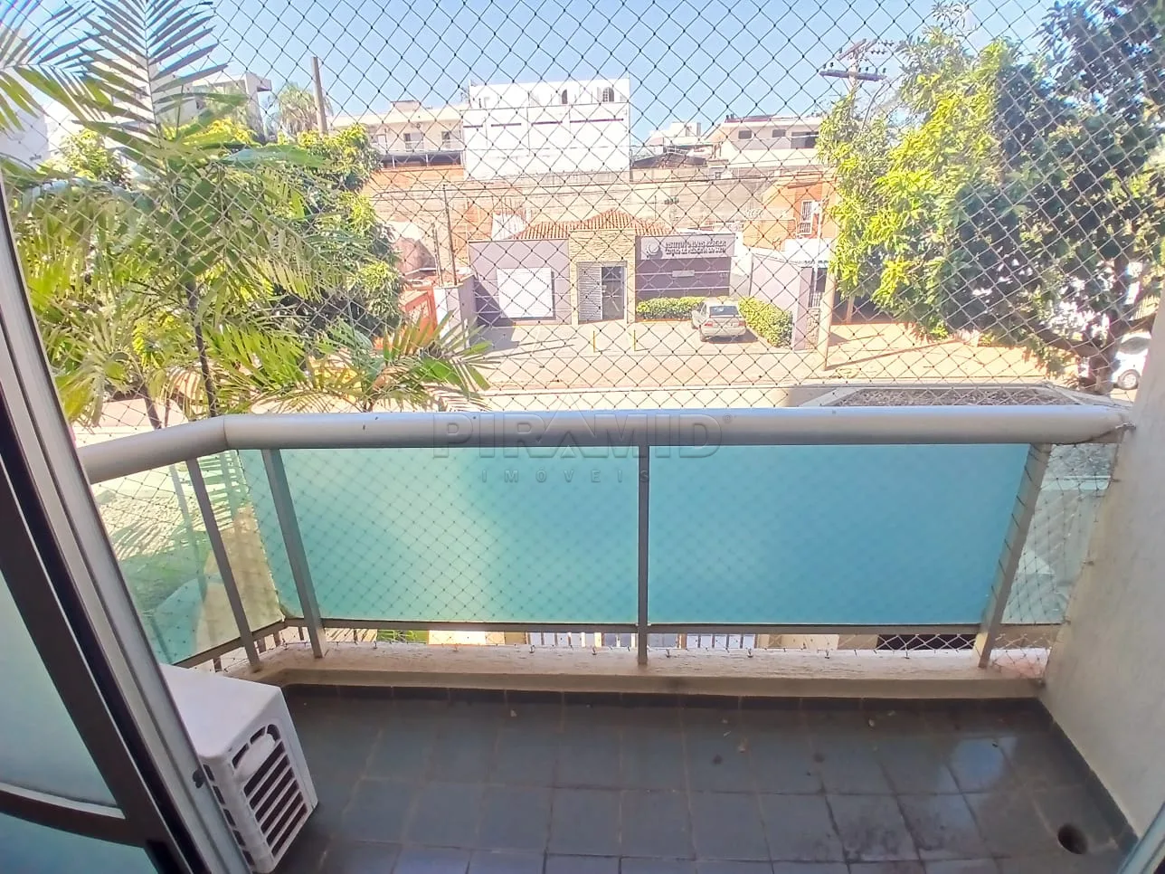 Alugar Apartamento / Padr&atilde;o em Ribeir&atilde;o Preto R$ 1.000,00 - Foto 4